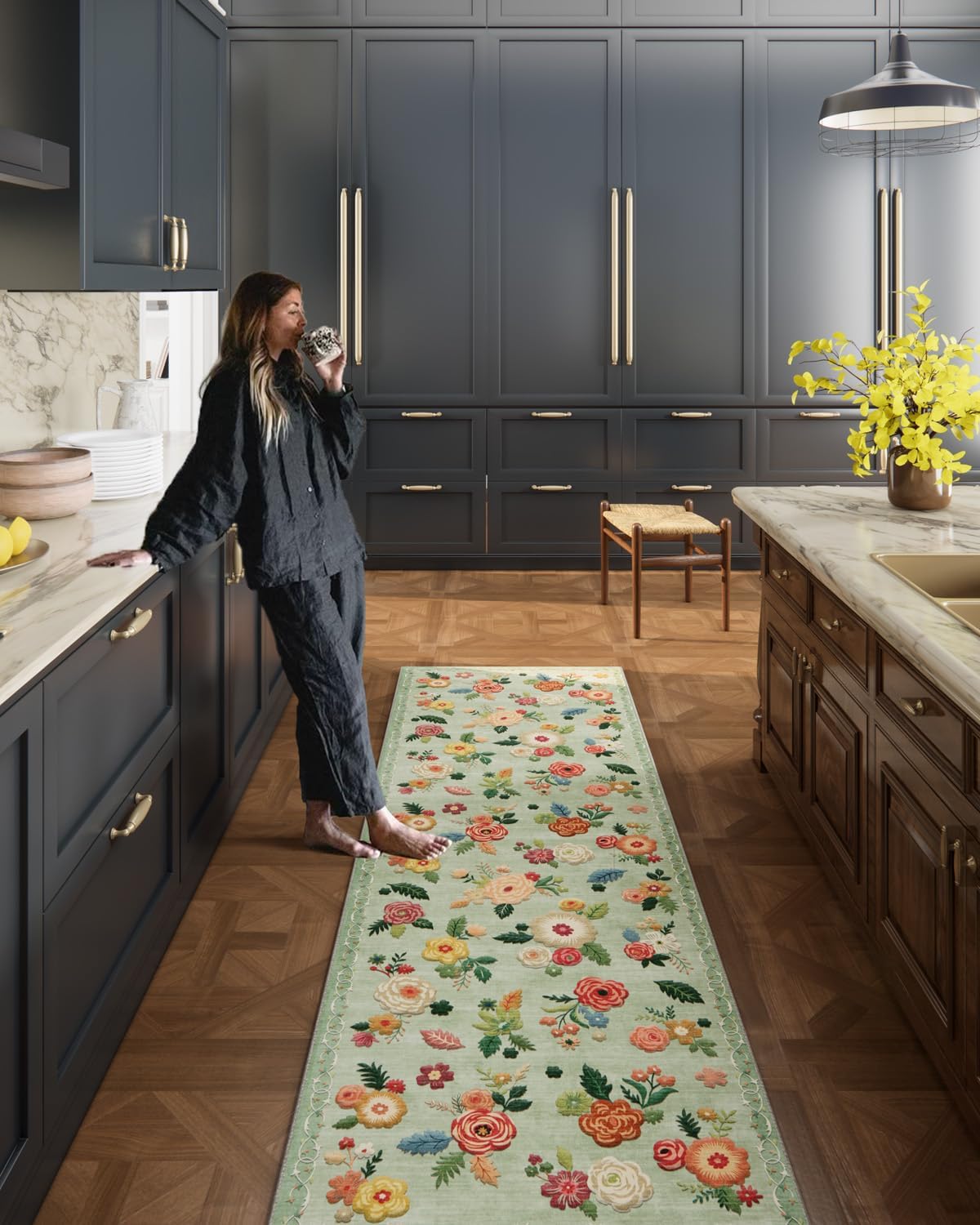 8x10 Area Rugs for Living Room: Washable Rug Stain Resistant Distressed Vintage Floral Rug Non Slip Low Pile Faux Wool Soft Large Area Rugs for Bedroom Bedside Farmhouse Dining Room Kids Nursery